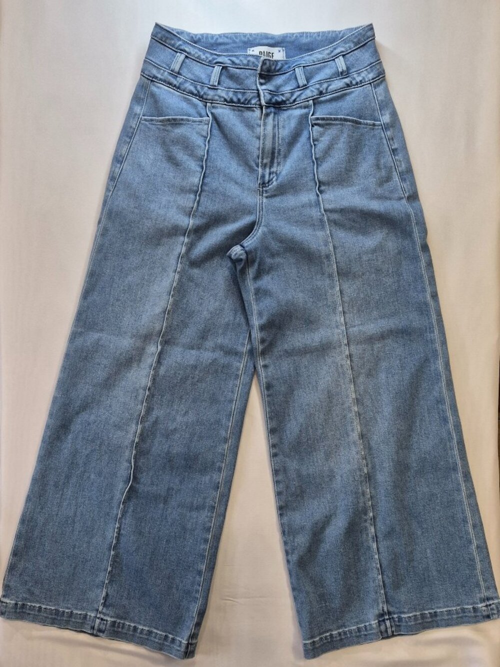 PAIGE Wide-Leg high rise cropped jeans